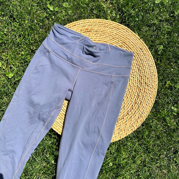 Athleta Blue Capri Athletic Legging Size XS - Picture 1 of 2